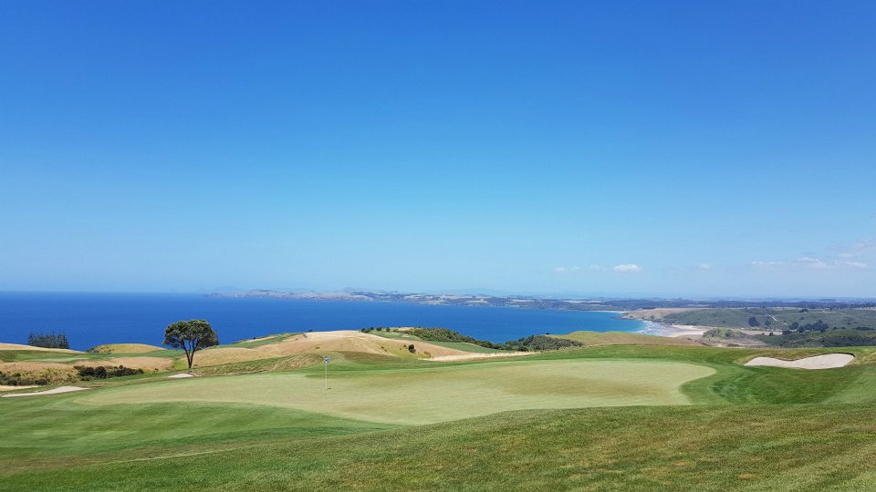 <h2>2019 New Zealand & Sydney Golf Cruise</h2>Azamara Quest (Jan)