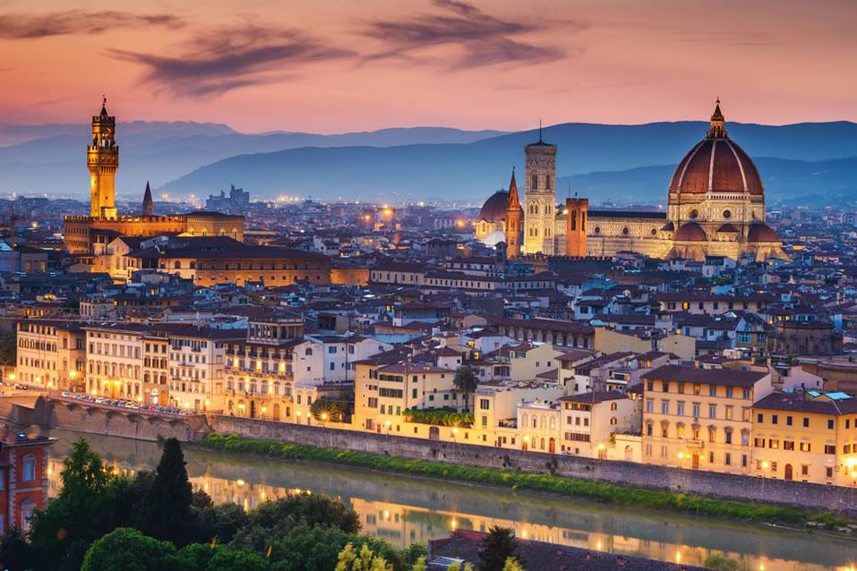<h2>Rome, Florence & Lake Como Escorted 2016</h2>12 Nights including Rome, Florence & Lake Como | 5 Rounds | August 27 – September 8